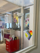 Charger l'image dans la galerie, Autocollant vitrophanie - Drapeau LGBTQIA+